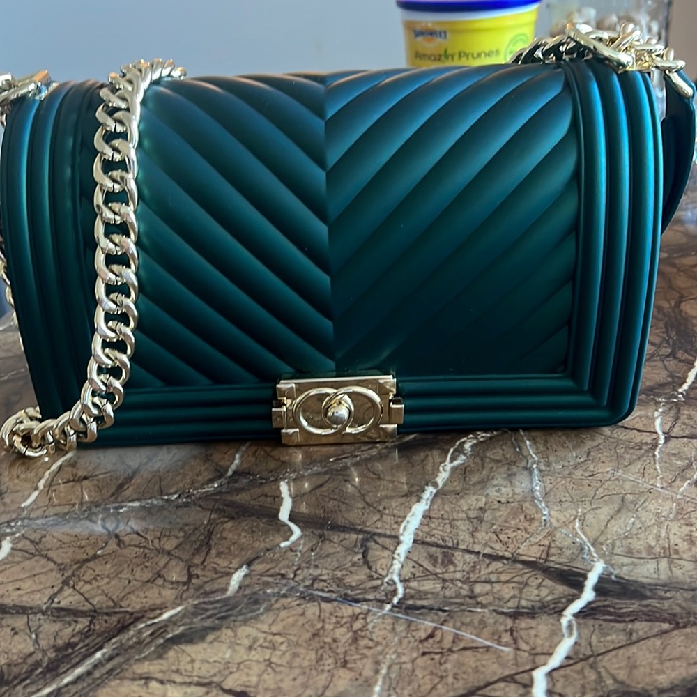 Green purse!!